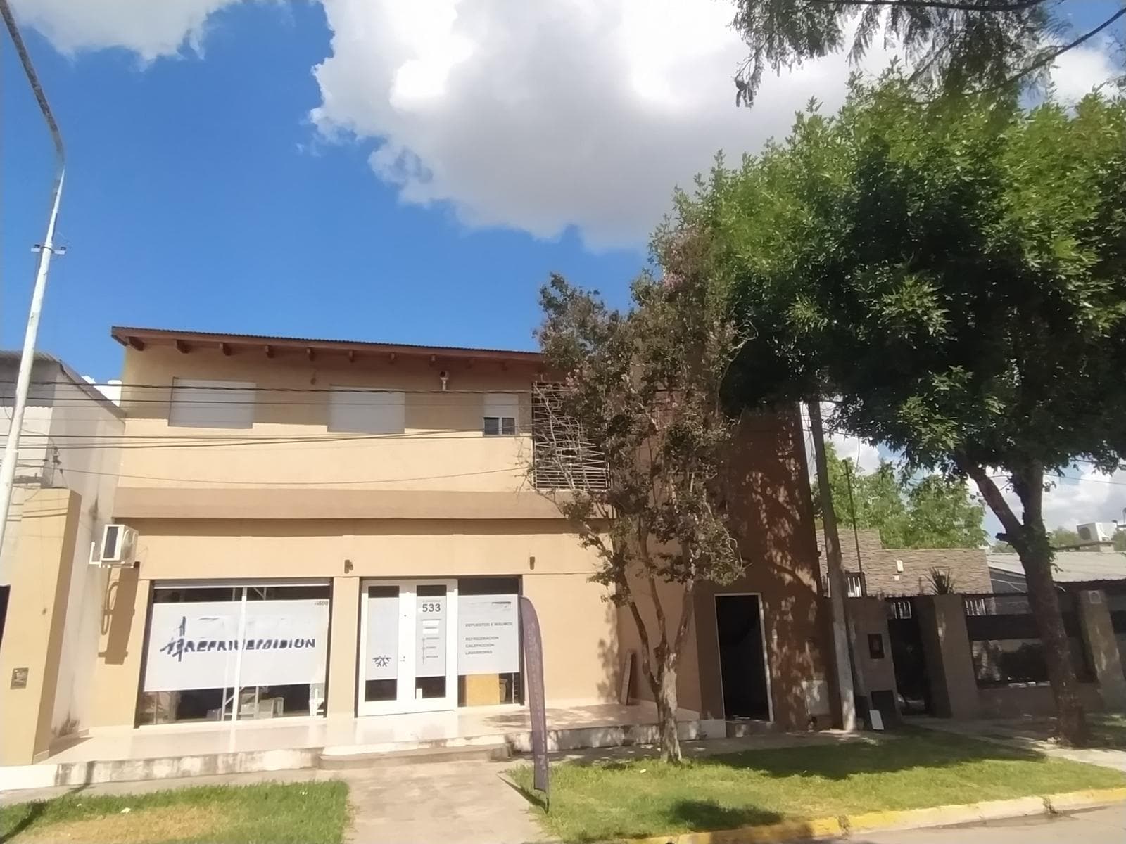 Dpto. 2 dormitorios alquiler permanente - Roldán Centro